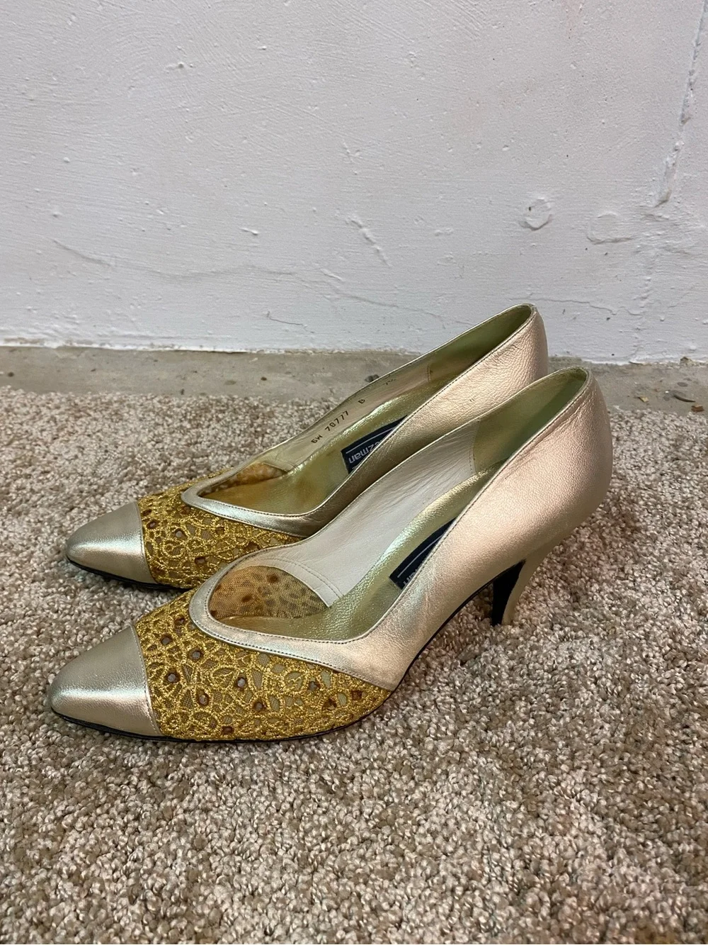 Stuart Weitzman Gold Metallic Lace Pointed Toe Pumps